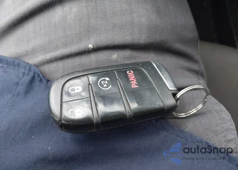 2017 Jeep Renegade Latitude Fwd from USA, damaged, VIN ZACCJABB7HPF68976